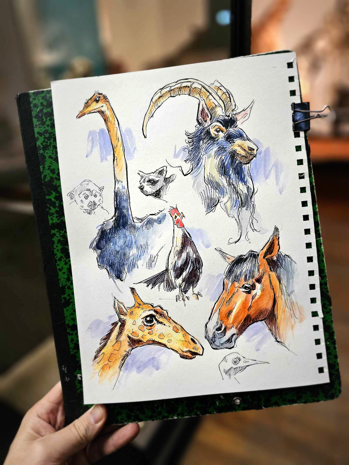 Stages de dessin, stages de peinture et stages de céramique sont proposés pendant les vacances scolaires pour les enfants, ados et adultes à Mulhouse. Les stages de céramqiue durent 3h alors que les stages de peinture et de dessin durent parfois 4h.