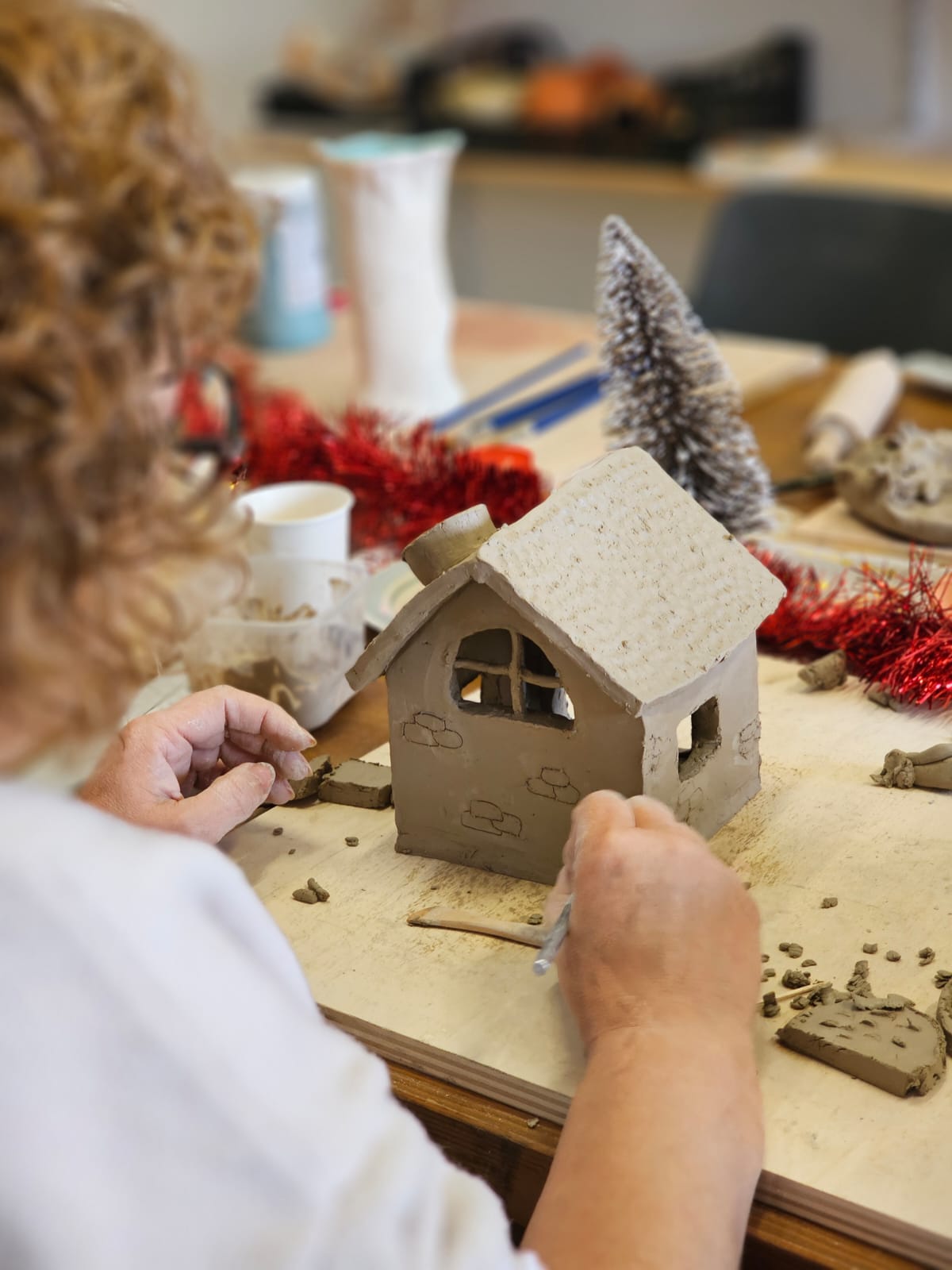 Atelier céramique et brunch à Mulhouse. Cours de poterie. Cours de céramique Mulhouse. Stage céramique, idée cadeau noël 